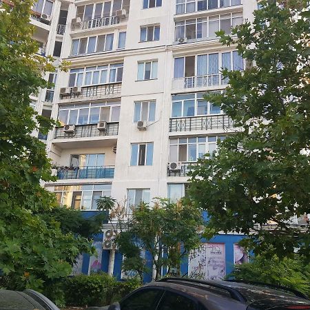 Апартаменты На Люстдорфской Odessa Exterior foto
