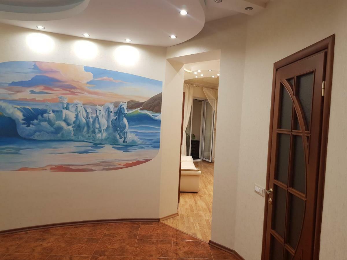 Апартаменты На Люстдорфской Odessa Exterior foto
