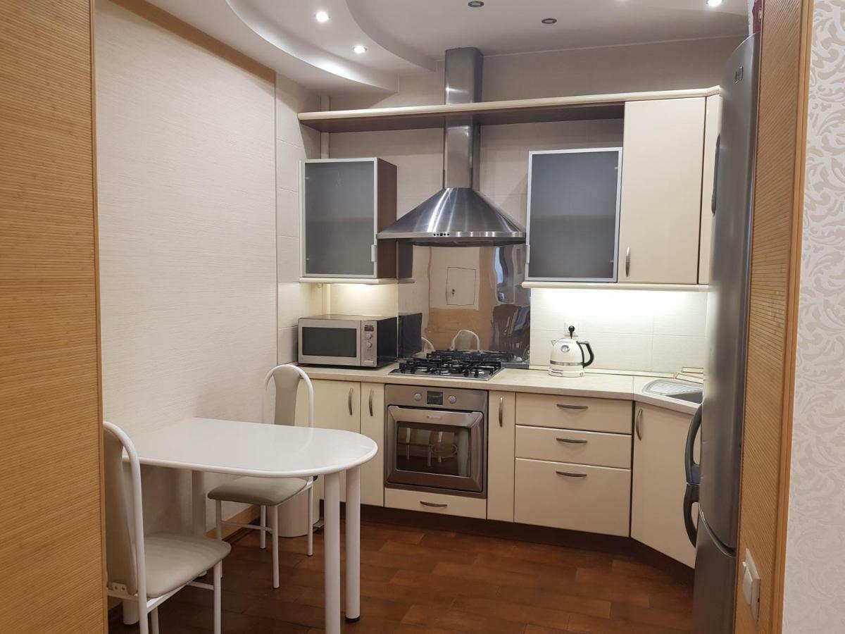 Апартаменты На Люстдорфской Odessa Exterior foto