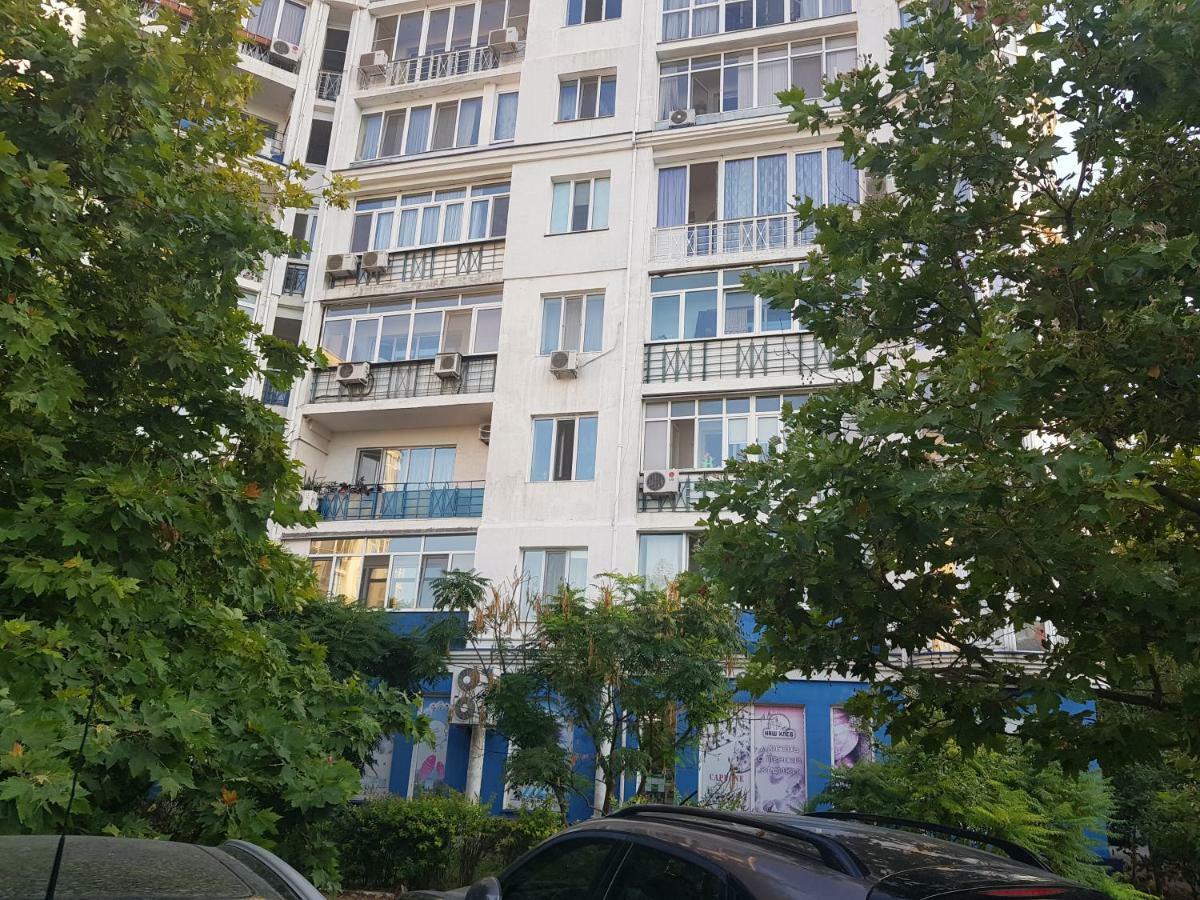 Апартаменты На Люстдорфской Odessa Exterior foto